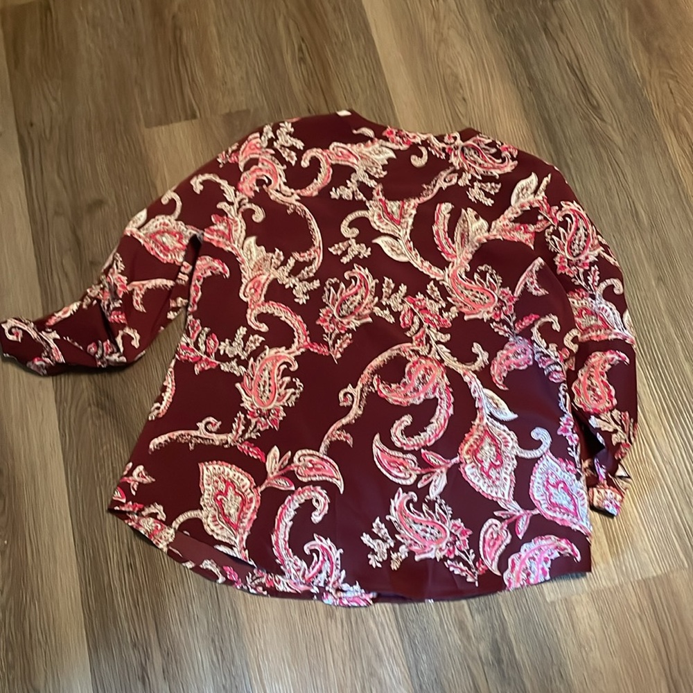 Croft & barrow women’s blouse size petite large, button down - Picture 4 of 5